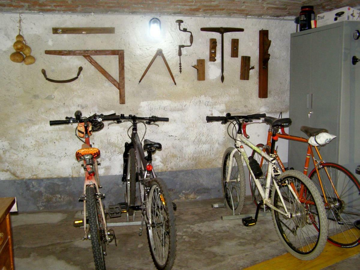 安蒂科博尔戈客房出租住宿加早餐旅馆 Caprie 外观 照片